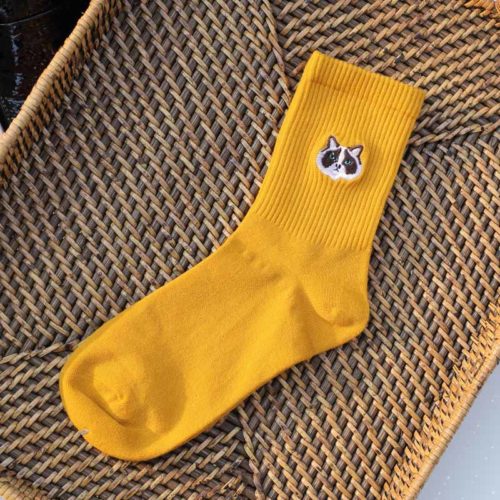 Teplé dámské vysoké stylové ponožky - Yellow-brick-socks