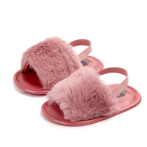 Dívčí stylové chlupaté pantofle s gumičkou - 3, R