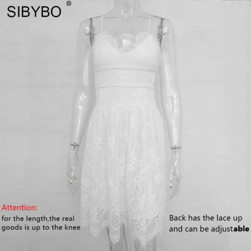 Dámské romantické krátké krajkové šaty na ramínka Sibybo - S, White