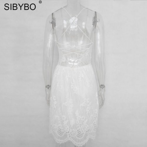 Dámské romantické krátké krajkové šaty na ramínka Sibybo - S, White