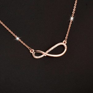 Nádherný náhrdelník Infinity - Rose-gold-plated