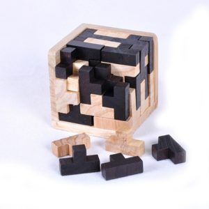 Kreativní 3D dřevěný hlavolam