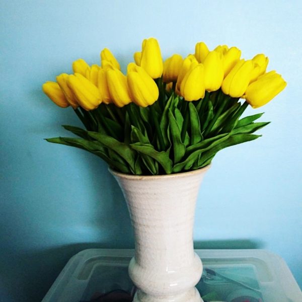 Umělá kytice barevných tulipánů - U